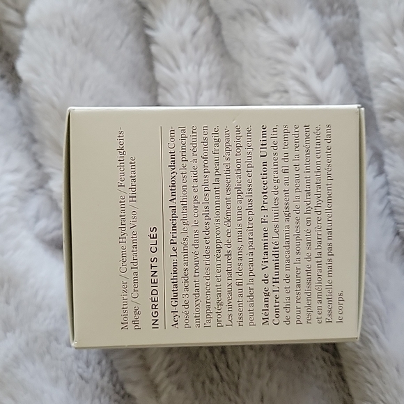 Perricone MD Essential Fx ACYL-Glutathione Rejuvenating Moisturizer - Picture 4 of 7